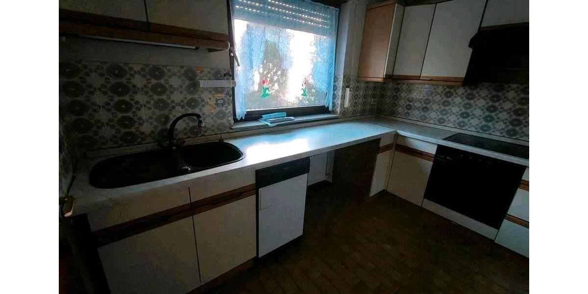 Doppelhaushälfte Leonberg - 6 Zimmer, 146 m&sup2;, 500.000&euro; | Angebot:26597535