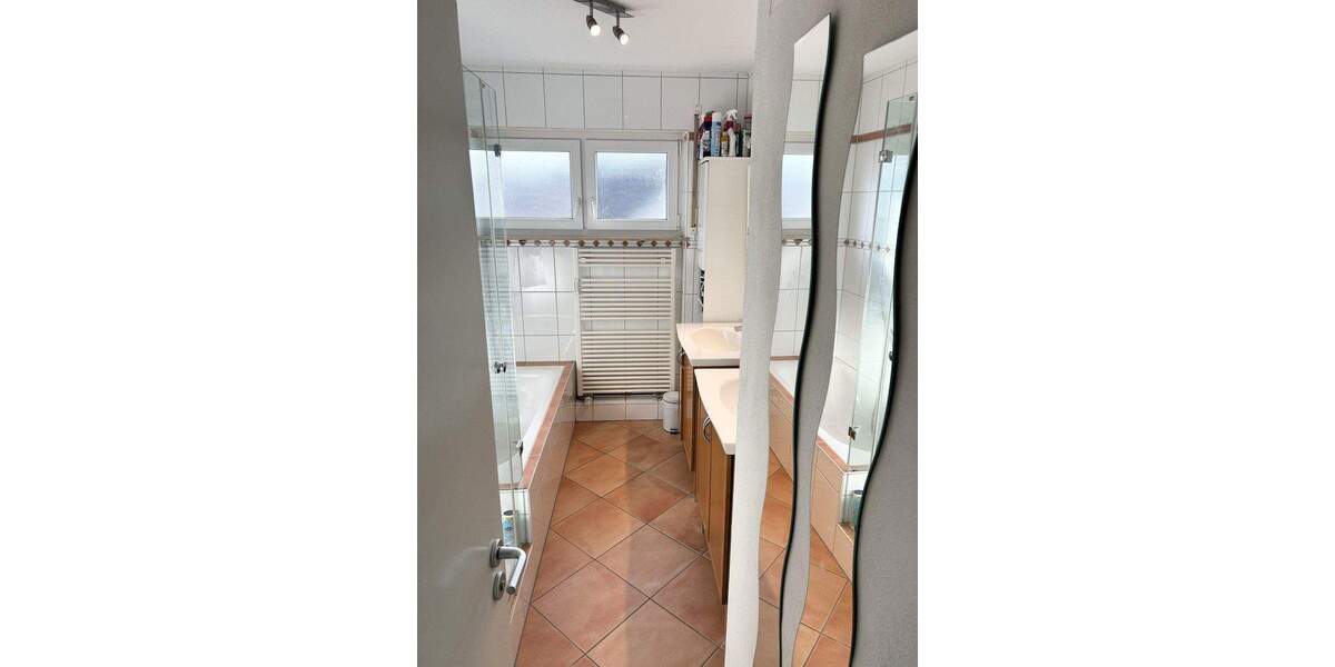 Etagenwohnung Remshalden Grunbach - 4 Zimmer, 109 m&sup2;, 398.000&euro; | Angebot:25724289