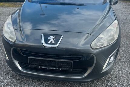 Peugeot 308 235.685 km 1.550 &euro; Untergruppenbach 74199