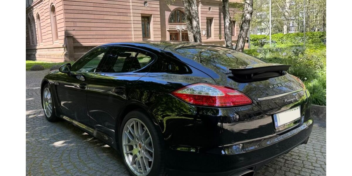 Porsche Panamera 167.000 km 21.790 &euro; Scharnhausen 73760