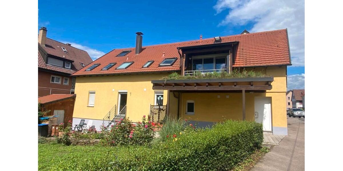 Erdgeschoßwohnung Esslingen am Neckar Brühl - 3.5 Zimmer, 98 m&sup2;, 1.450&euro; | Angebot:27553281