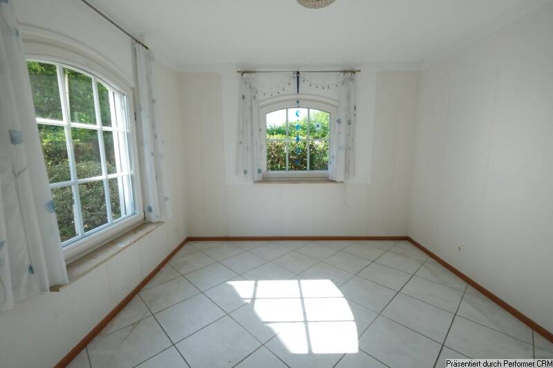 Einfamilienhaus Kornwestheim - 6 Zimmer, 204 m&sup2;, 1.200.000&euro; | Angebot:26786811