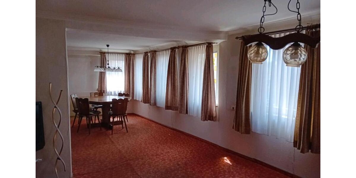 Einfamilienhaus Vaihingen an der Enz - 5 Zimmer, 140 m&sup2;, 159.000&euro; | Angebot:27112959