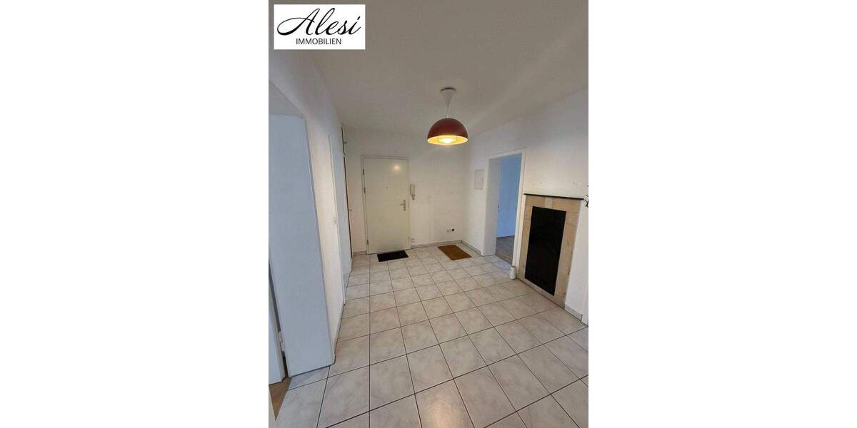 Etagenwohnung Stuttgart Süd - 3 Zimmer, 80 m&sup2;, 360.000&euro; | Angebot:25726987