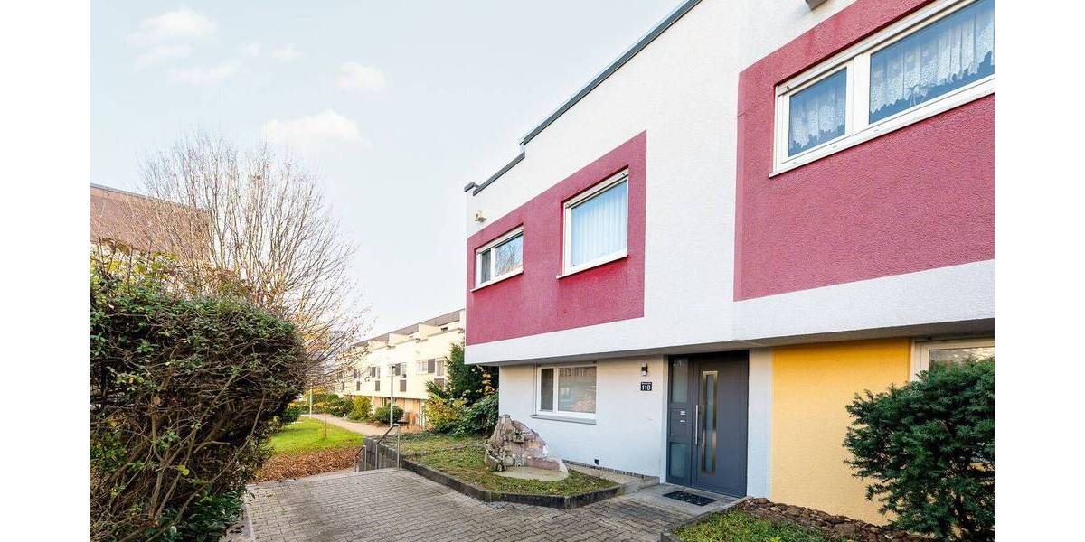 Reihenendhaus Ditzingen - 6 Zimmer, 162 m&sup2;, 598.000&euro; | Angebot:25837343