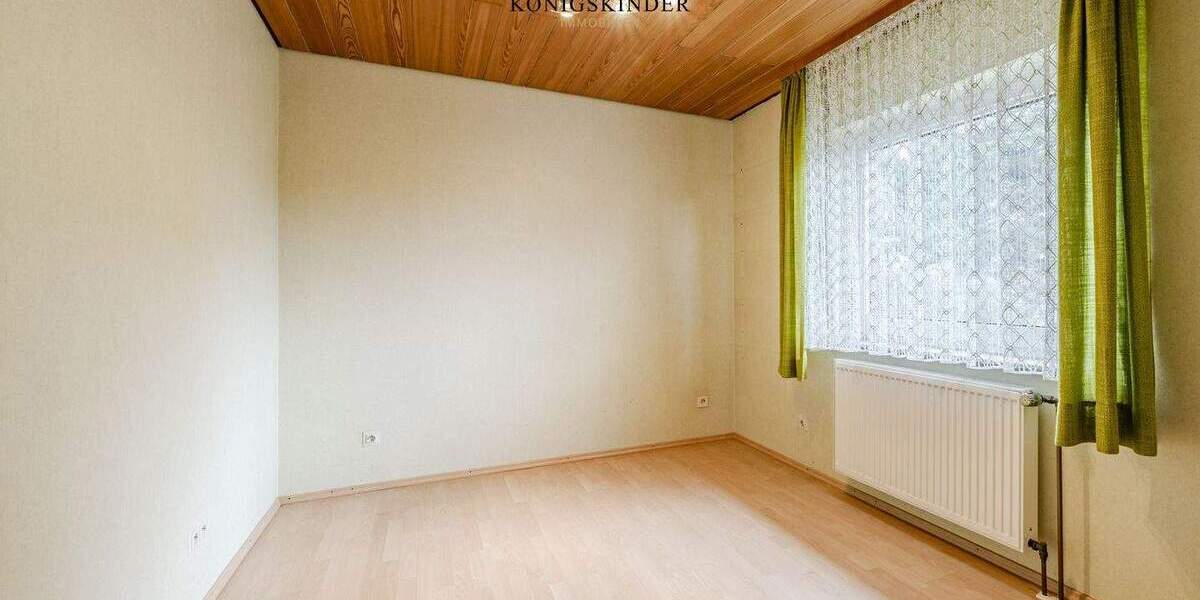 Einfamilienhaus Backnang - 6 Zimmer, 107 m&sup2;, 399.000&euro; | Angebot:25730879