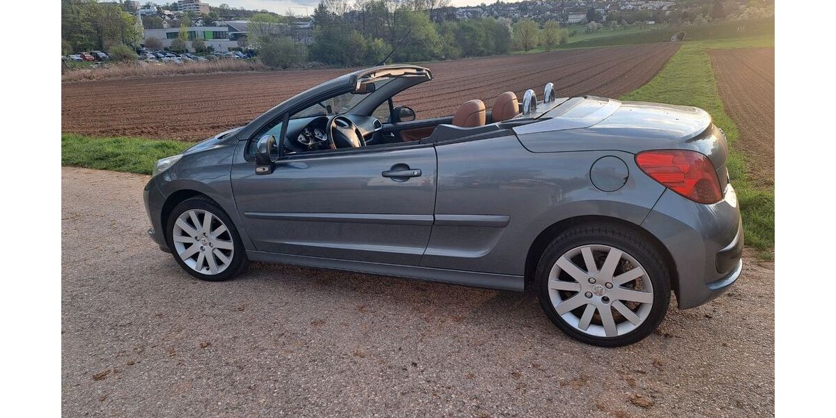 Peugeot 207 107.810 km 4.200 &euro; Filderstadt-bonlanden 70794