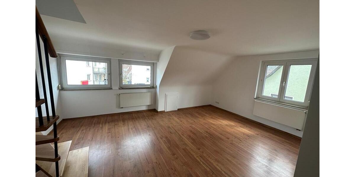 Maisonettenwohnung Stuttgart Luginsland - 5 Zimmer, 125 m&sup2;, 1.650&euro; | Angebot:25861418