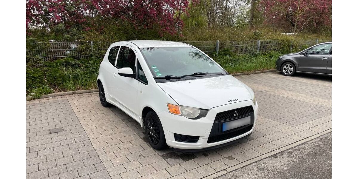Mitsubishi Colt 174.600 km 1.900 &euro; Böblingen 71034