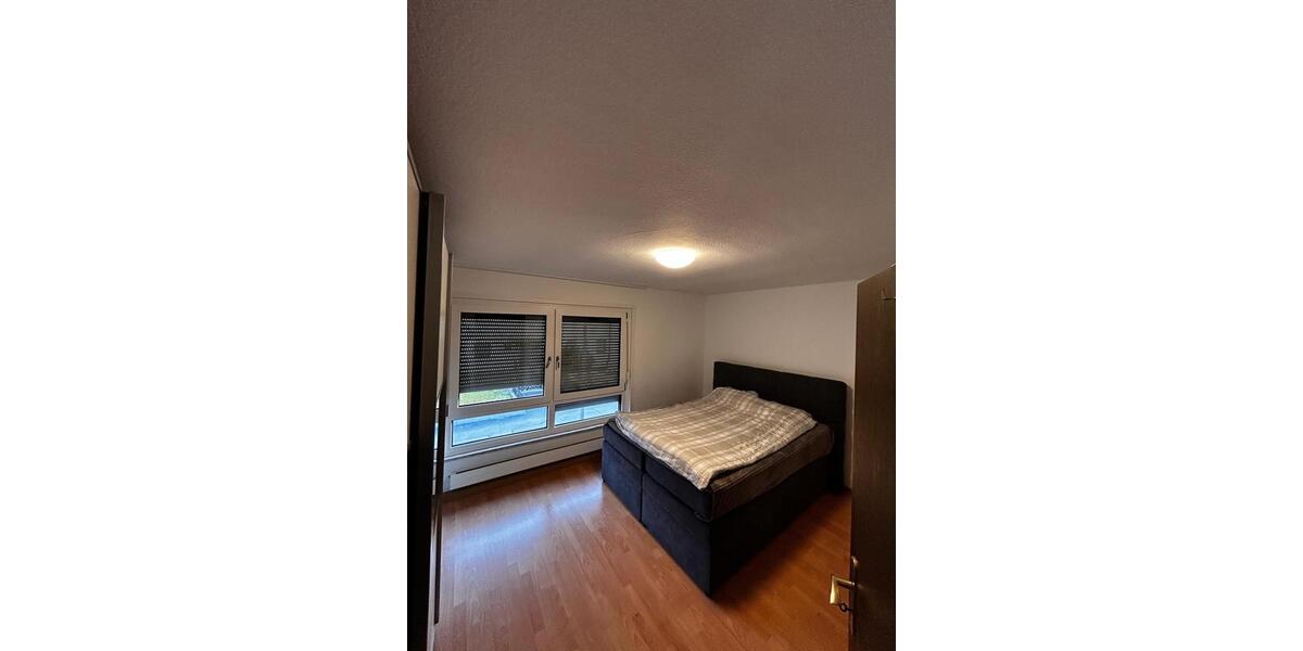 Etagenwohnung Sindelfingen Darmsheim - 3.5 Zimmer, 104 m&sup2;, 1.700&euro; | Angebot:25408362