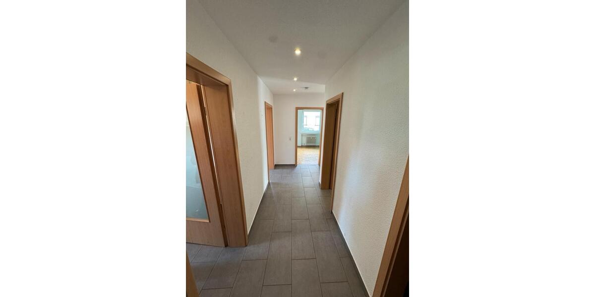 Hochparterre Filderstadt - 3 Zimmer, 71 m&sup2;, 290.000&euro; | Angebot:27225284