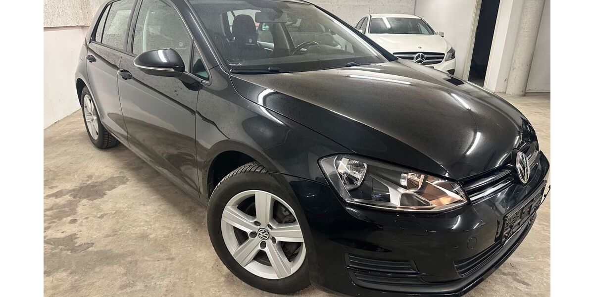 VW Golf 220.000 km 7.190 &euro; Freiberg am Neckar 71691