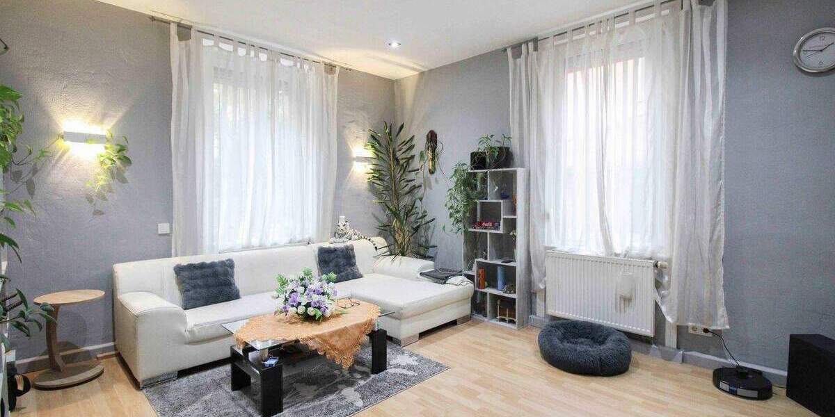 Etagenwohnung Stuttgart Bad Cannstatt - 3 Zimmer, 73 m&sup2;, 260.000&euro; | Angebot:25750515
