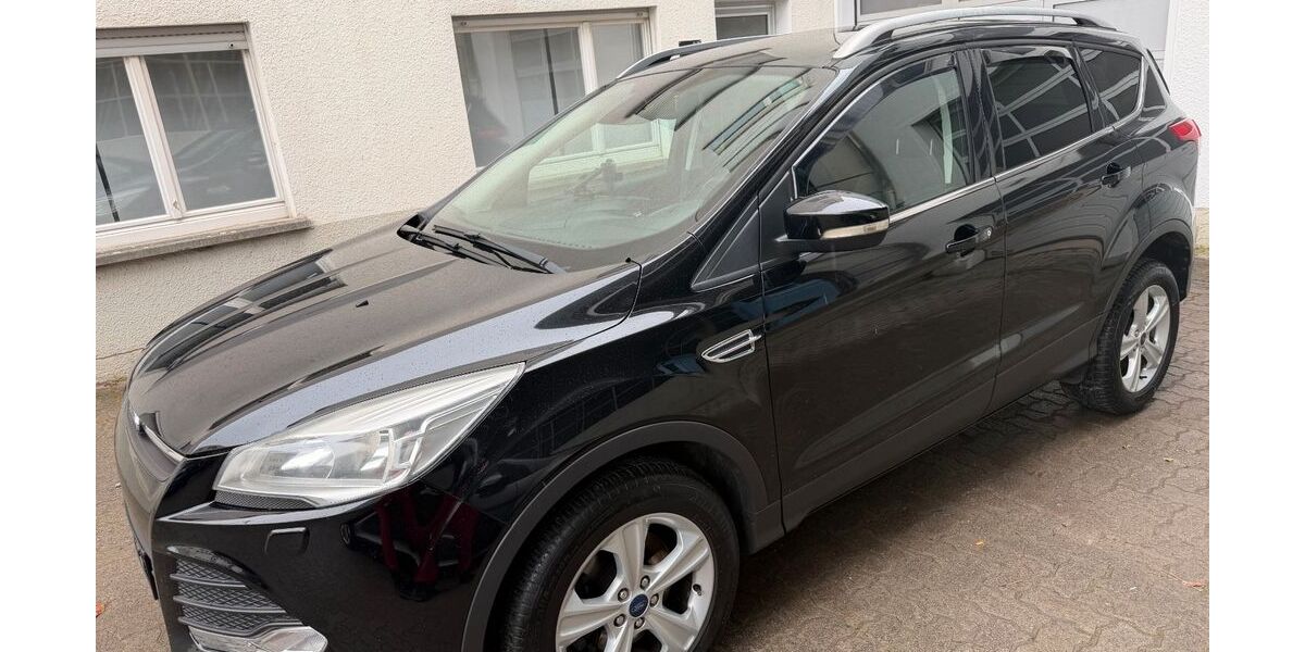 Ford Kuga 206.000 km 7.900 &euro; Magstadt 71106