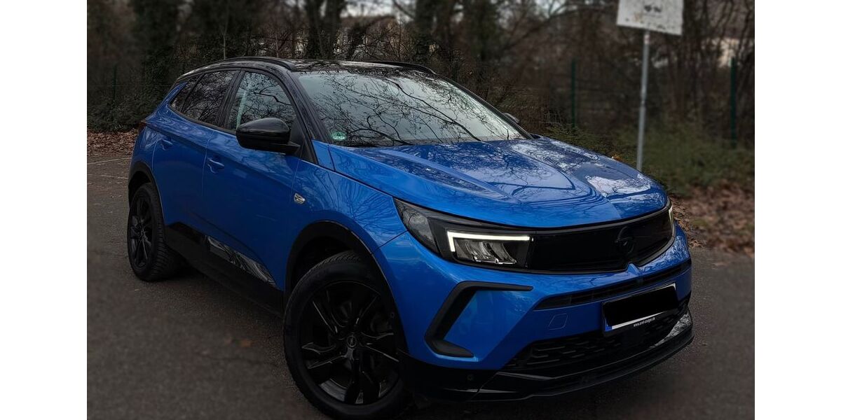 Opel Grandland (X) 46.000 km 15.500 &euro; Esslingen 73730