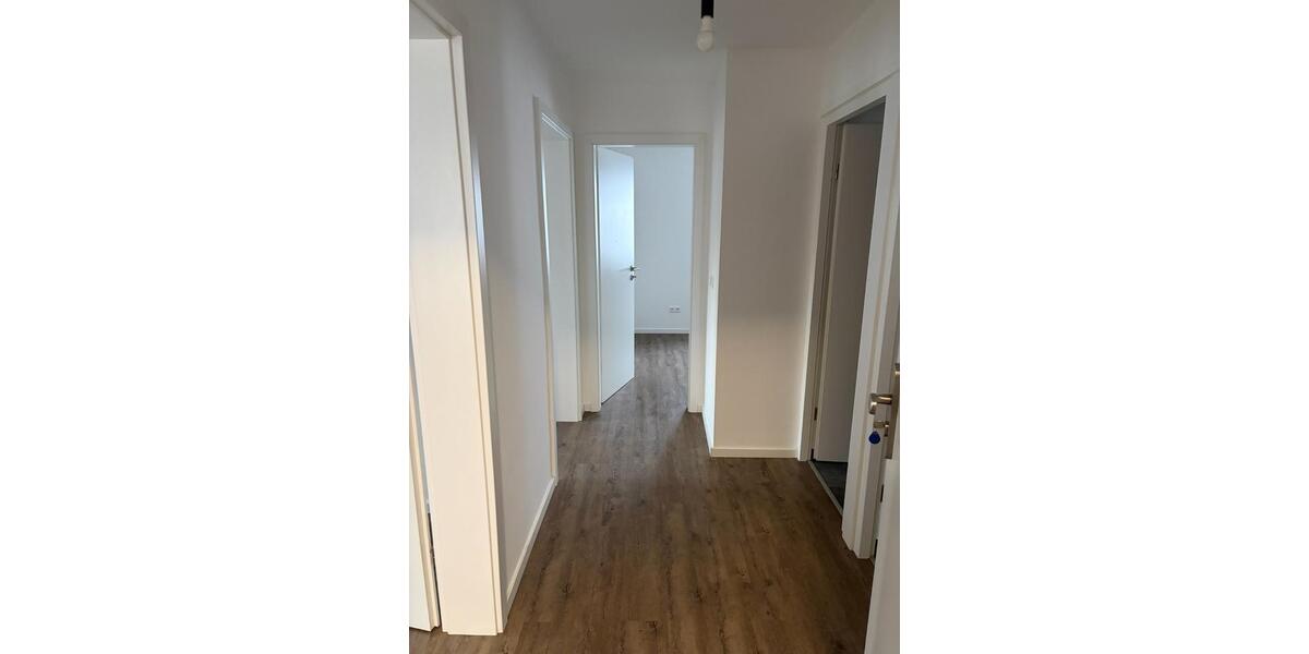 Etagenwohnung Stuttgart Zuffenhausen - 3 Zimmer, 73 m&sup2;, 1.300&euro; | Angebot:25965673
