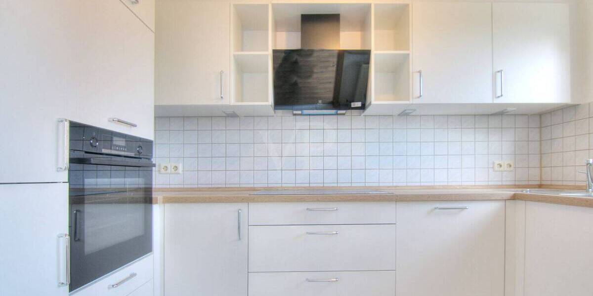 Doppelhaushälfte Weinsberg - 8 Zimmer, 165 m&sup2;, 1.990&euro; | Angebot:26820278