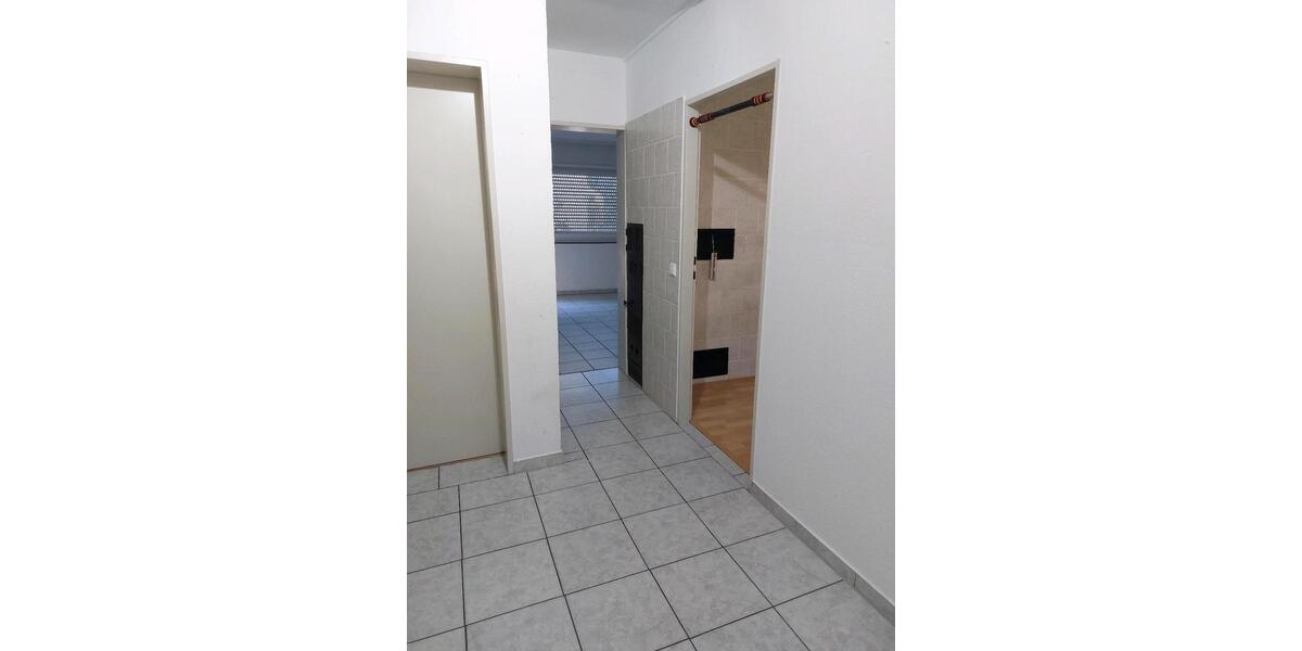 Etagenwohnung Esslingen am Neckar Pliensauvorstadt - 3 Zimmer, 57 m&sup2;, 229.000&euro; | Angebot:26907655