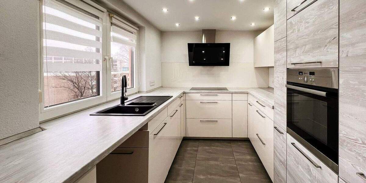 Etagenwohnung Sindelfingen Ost - 4 Zimmer, 111 m&sup2;, 415.000&euro; | Angebot:25695000