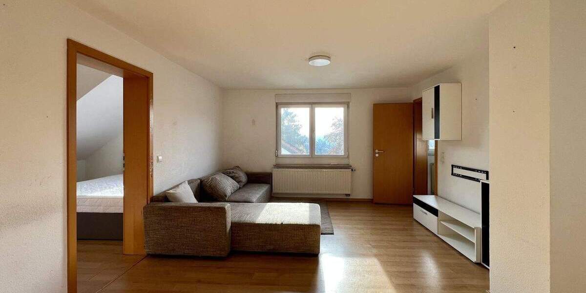 Etagenwohnung Esslingen Krummenacker - 4 Zimmer, 75 m&sup2;, 270.000&euro; | Angebot:25706125