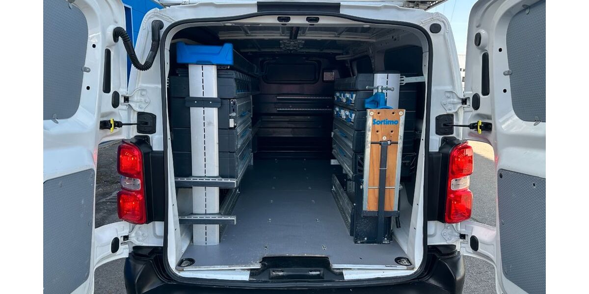 Opel Vivaro 93.629 km 16.800 &euro; Sindelfingen 71065