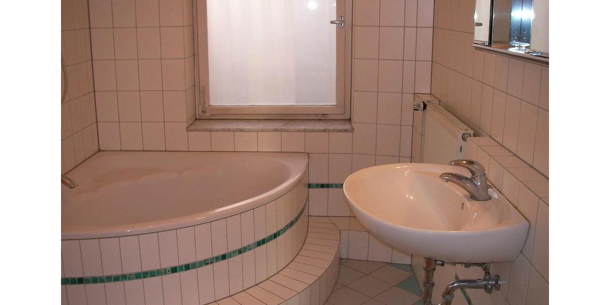 Hochparterre Stuttgart Stuttgart-Süd - 3 Zimmer, 70 m&sup2;, 289.000&euro; | Angebot:26913694