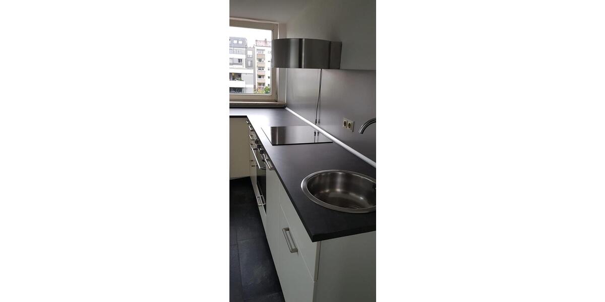 Dachgeschoßwohnung Stuttgart Bad Cannstatt - 1.5 Zimmer, 33 m&sup2;, 780&euro; | Angebot:25283984