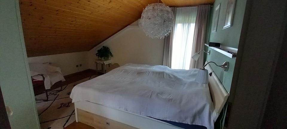 Doppelhaushälfte Brackenheim - 3 Zimmer, 115 m&sup2;, 495.000&euro; | Angebot:26878670