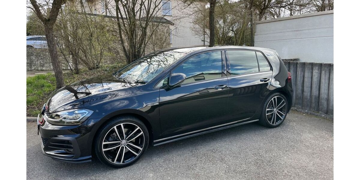 VW Golf 73.900 km 21.600 &euro; Stuttgart 70329