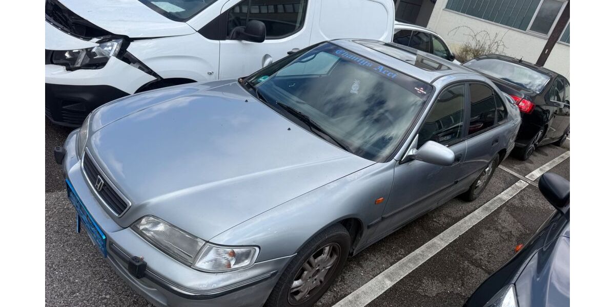 Honda Accord 210.000 km 690 &euro; Stuttgart 70178