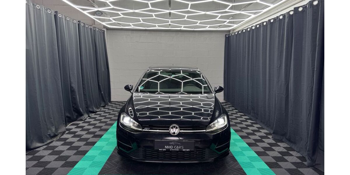 VW Golf 131.000 km 17.697 &euro; Bietigheim-Bissingen 74321