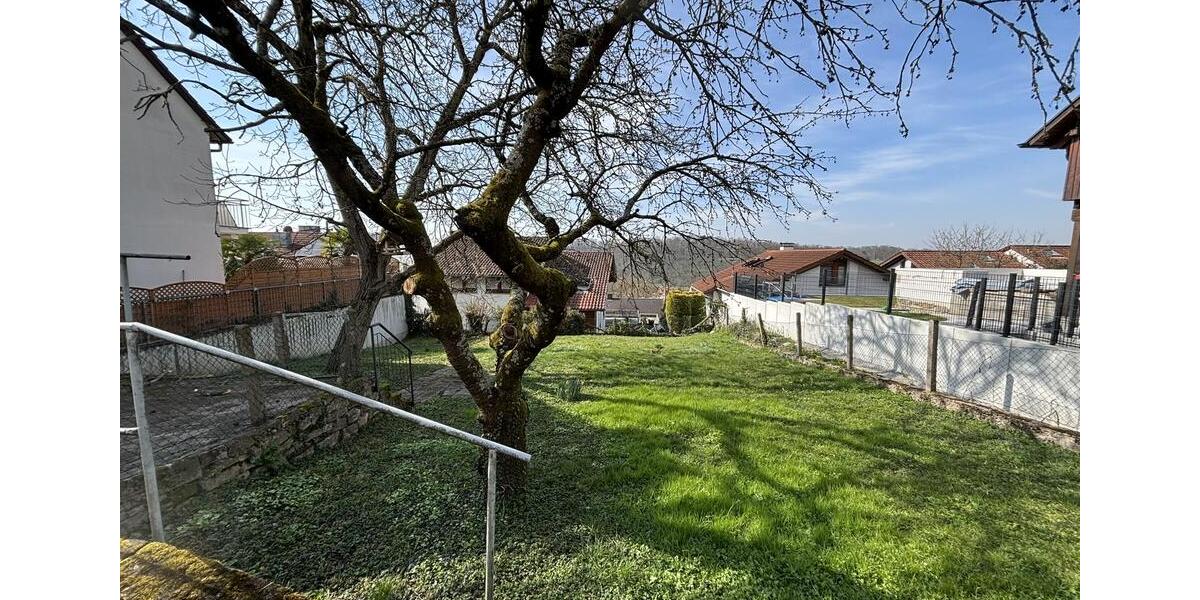 Etagenwohnung Ludwigsburg Hoheneck - 3 Zimmer, 79 m&sup2;, 790&euro; | Angebot:25852518