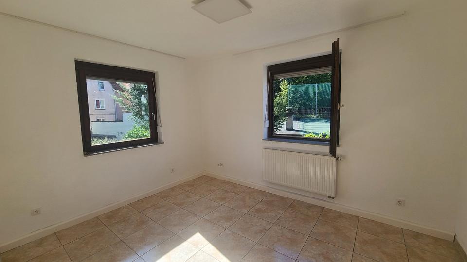 Etagenwohnung Stuttgart Feuerbach - 3 Zimmer, 65 m&sup2;, 1.200&euro; | Angebot:27595394