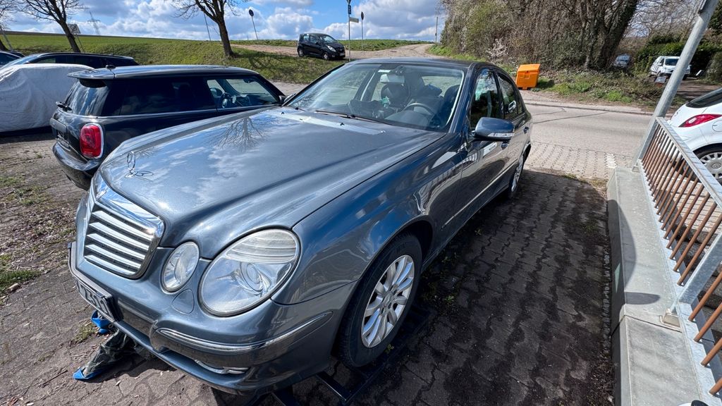 Mercedes-Benz E 200 235.000 km 8.400 &euro; Hochdorf Ziegelhof 73269
