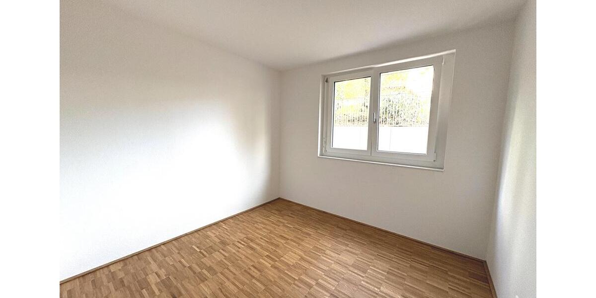 Etagenwohnung Leonberg - 3 Zimmer, 78 m&sup2;, 1.445&euro; | Angebot:23712511