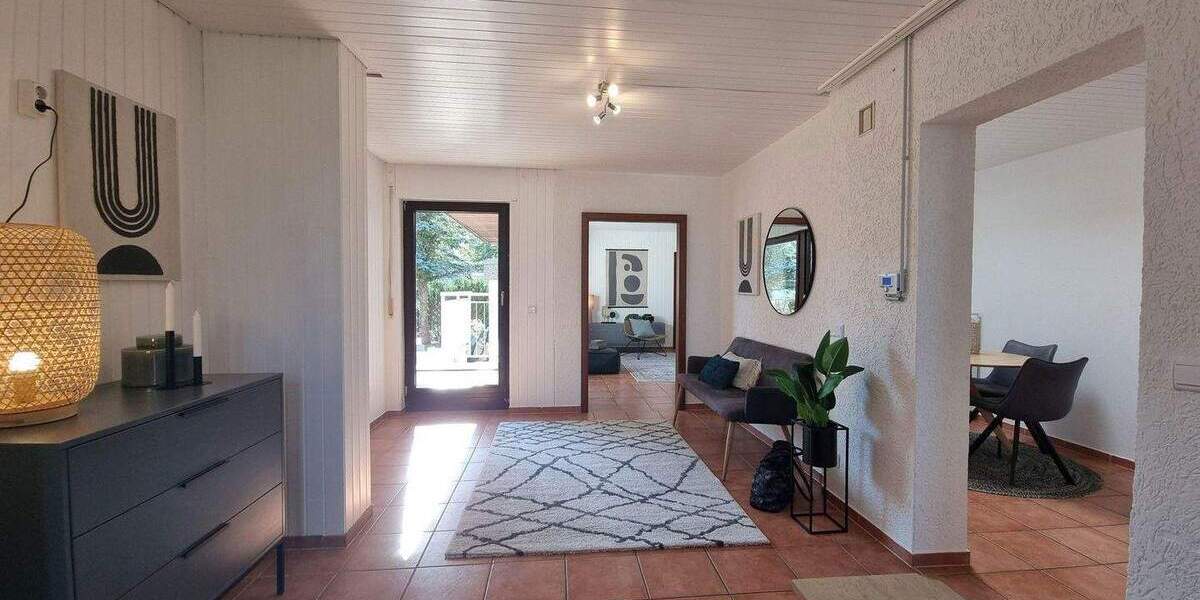 Bungalow Mühlacker - 7 Zimmer, 207 m&sup2;, 549.000&euro; | Angebot:25724180