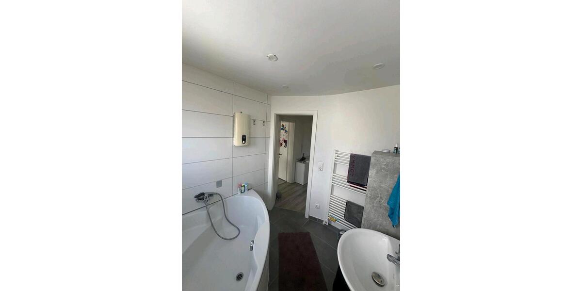 Dachgeschoßwohnung Schwieberdingen - 3 Zimmer, 67 m&sup2;, 250.000&euro; | Angebot:25874182