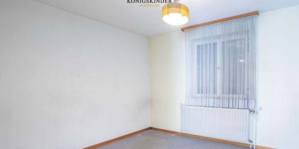 Mehrfamilienhaus, Wohnhaus Mönsheim - 6 Zimmer, 161 m&sup2;, 419.000&euro; | Angebot:25797862