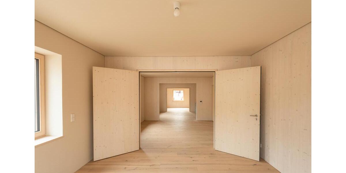 Etagenwohnung Pfaffenhofen - 3.5 Zimmer, 84 m&sup2;, 1.060&euro; | Angebot:25842265