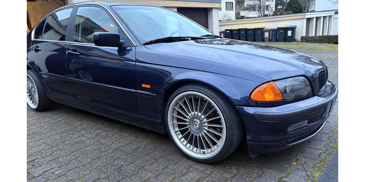 BMW 328 309.000 km 4.500 &euro; Backnang 71522