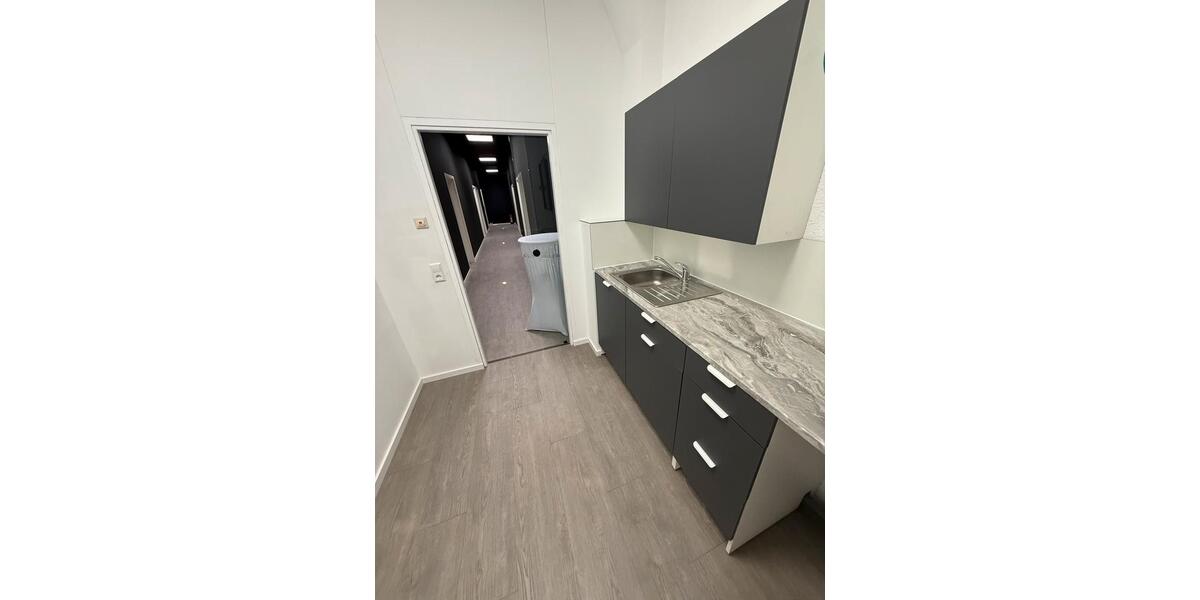 Gewerbeobjekt Ditzingen - 250&euro; | Angebot:25596901