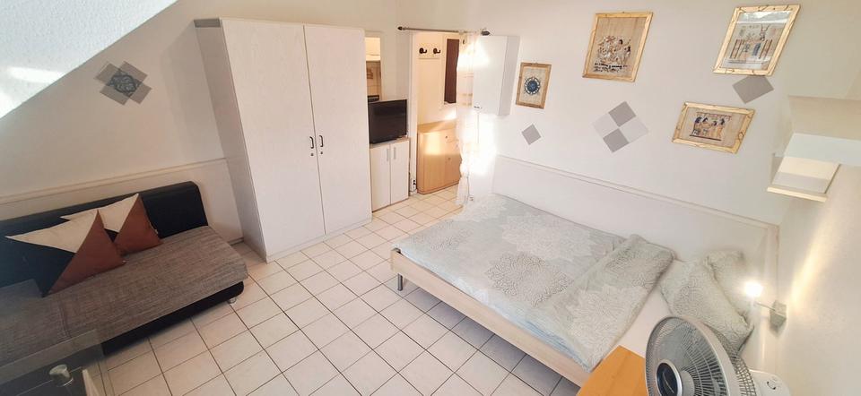 Etagenwohnung Esslingen am Neckar Oberesslingen - 1 Zimmer, 26 m&sup2;, 610&euro; | Angebot:27554303