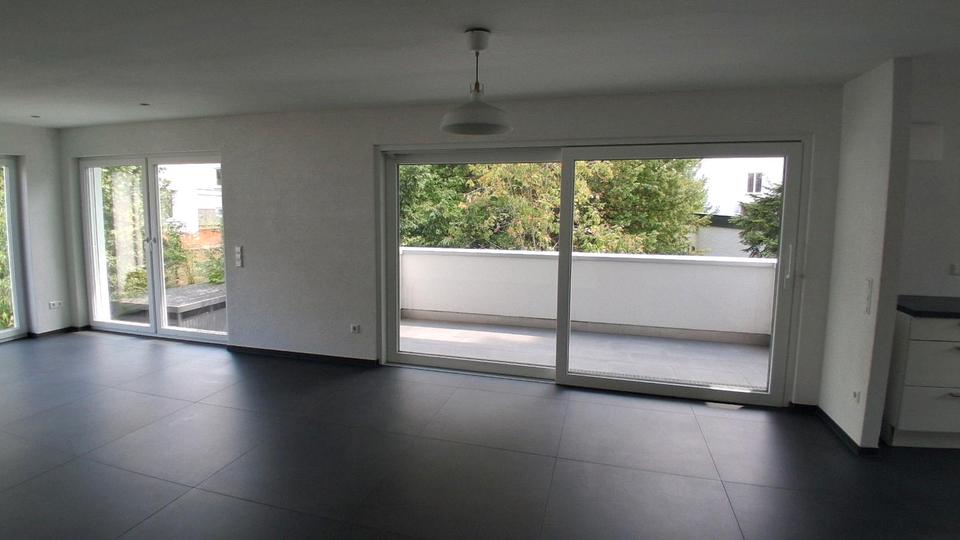 Einfamilienhaus Winnenden - 7 Zimmer, 170 m&sup2;, 2.680&euro; | Angebot:27540324