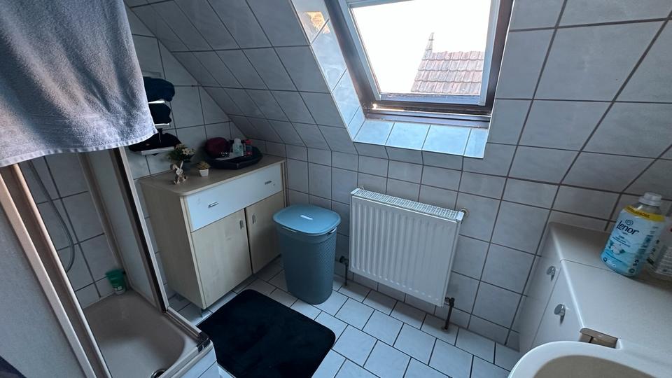 Dachgeschoßwohnung Heilbronn Böckingen - 4 Zimmer, 74 m&sup2;, 275.000&euro; | Angebot:25368878