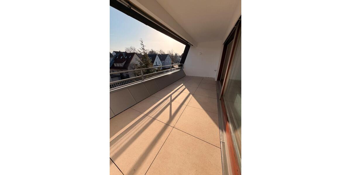 Dachgeschoßwohnung Kornwestheim - 4 Zimmer, 108 m&sup2;, 560.000&euro; | Angebot:26050848