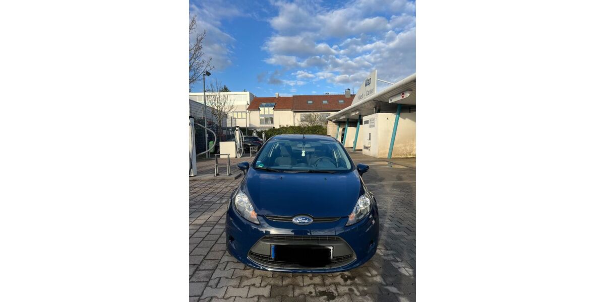 Ford Fiesta 43.000 km 4.699 &euro; Leonberg 71229