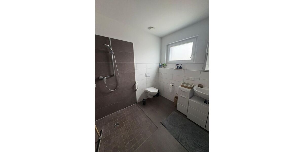 Moderne 2-Zimmerwohnung mit Küche & Fußbodenheizung in zentraler Lage - Etagenwohnung Plochingen | Angebot:27545225