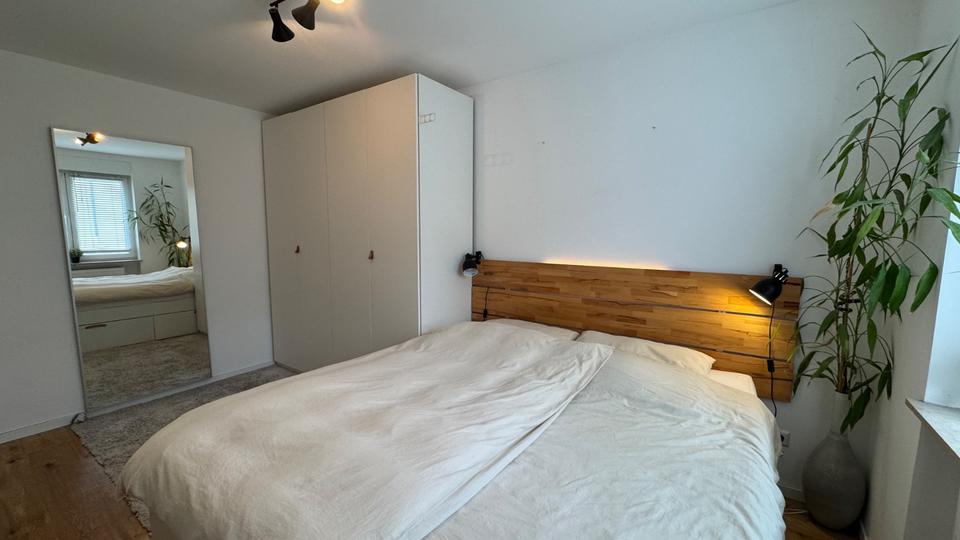 Hochparterre Böblingen - 3 Zimmer, 1.800&euro; | Angebot:23103180