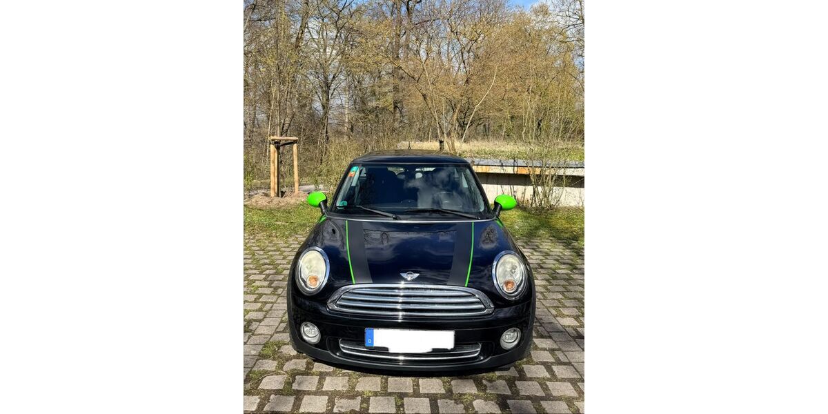 Mini ONE 87.042 km 5.500 &euro; Stuttgart 70195