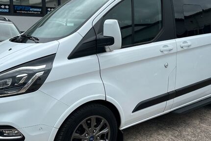 Ford Tourneo Custom 50.068 km 31.990 &euro; Sindelfingen 71065